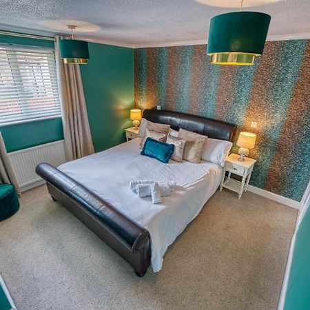 Capri 13 Sa - Contemporary 2 Bedroom House In Loughborough With Free Parking, Close To Loughborough University & M1 Motorway Bagian luar foto