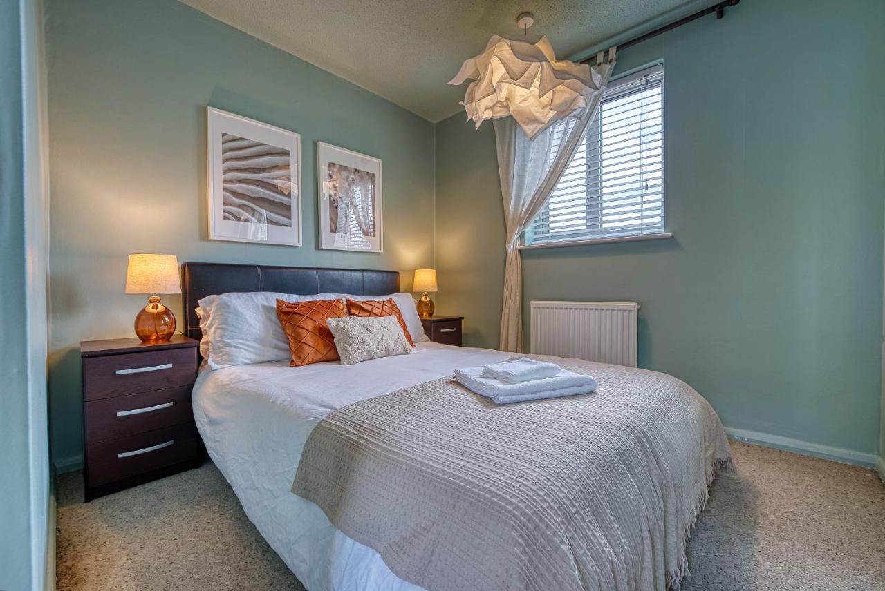Capri 13 Sa - Contemporary 2 Bedroom House In Loughborough With Free Parking, Close To Loughborough University & M1 Motorway Bagian luar foto
