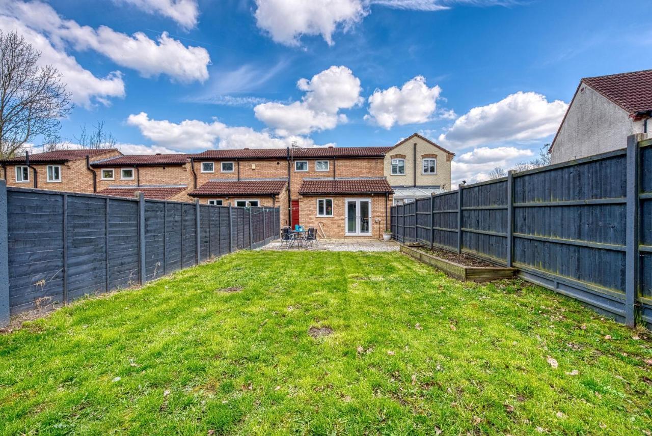 Capri 13 Sa - Contemporary 2 Bedroom House In Loughborough With Free Parking, Close To Loughborough University & M1 Motorway Bagian luar foto